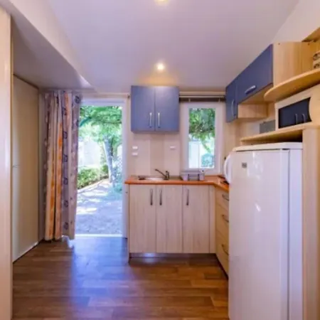 Mobil-home 3 Pièces, 4 Pers., Proche De - Api-1-52-1215