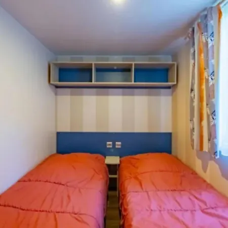 Mobil-home 3 Pieces, 4 Pers., Proche De - Api-1-52-1215 Campingplads